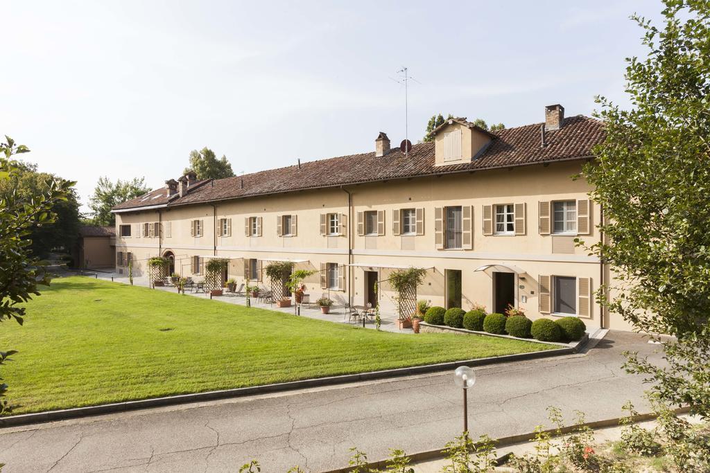 Bricco Pogliani Hotel CastellʼAlfero Exterior foto